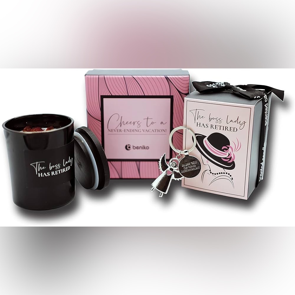 The boss lady has retired candle and keychain gift set in box NIB Bundle of 3